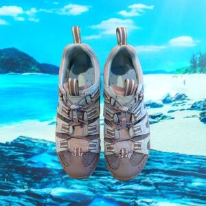 New Columbia Aquatooth Shoes